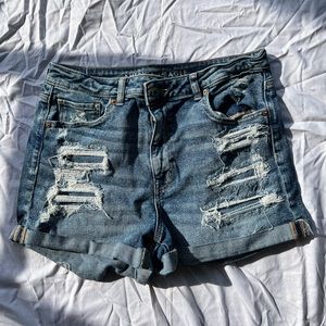 American Eagle Mom Short